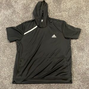 Like New Short sleeve Adidas hoodie. Athletic material. Black. Front pocket. XXL